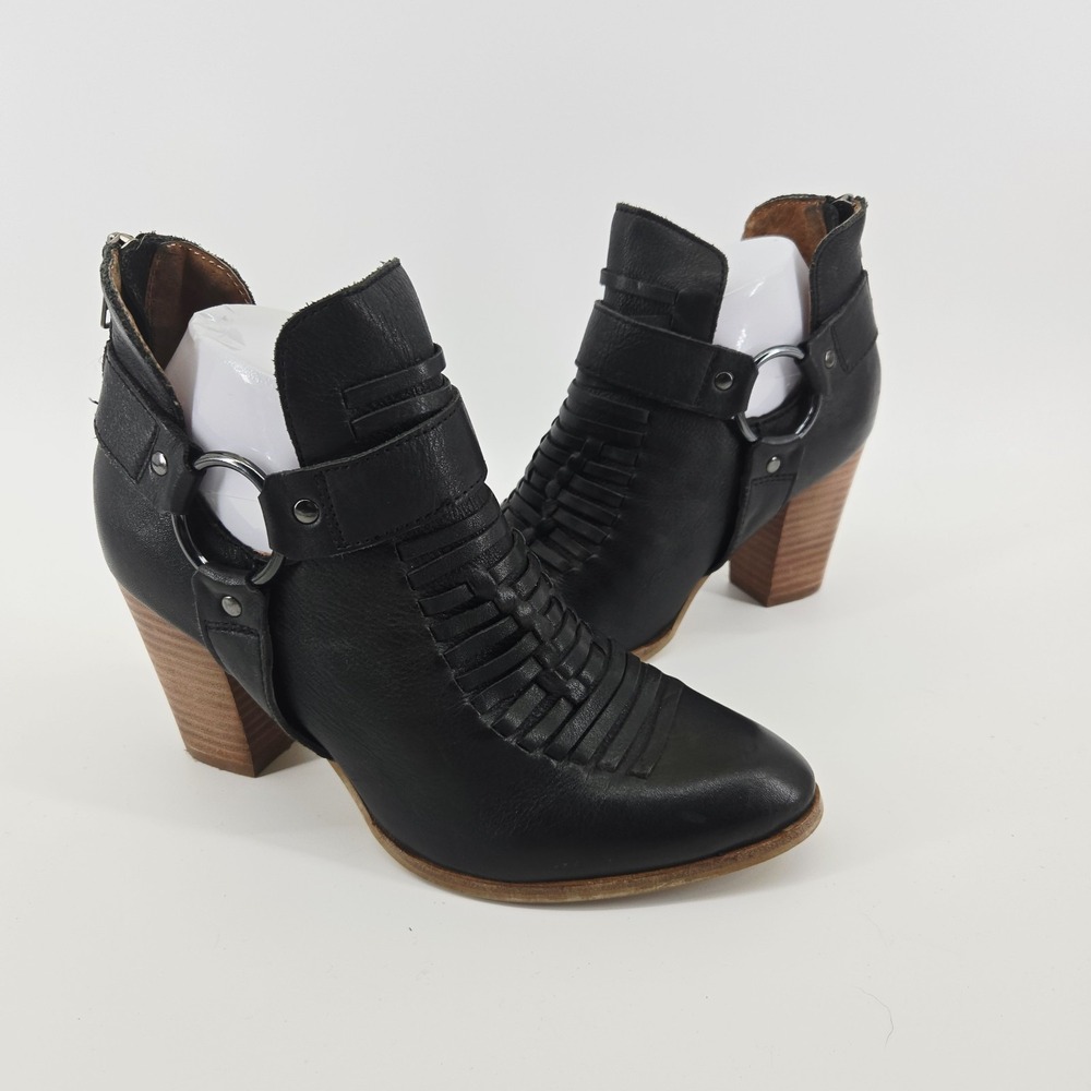 Seychelles  Impossible‎ Booties Black Leather Shoes Women's Size 8